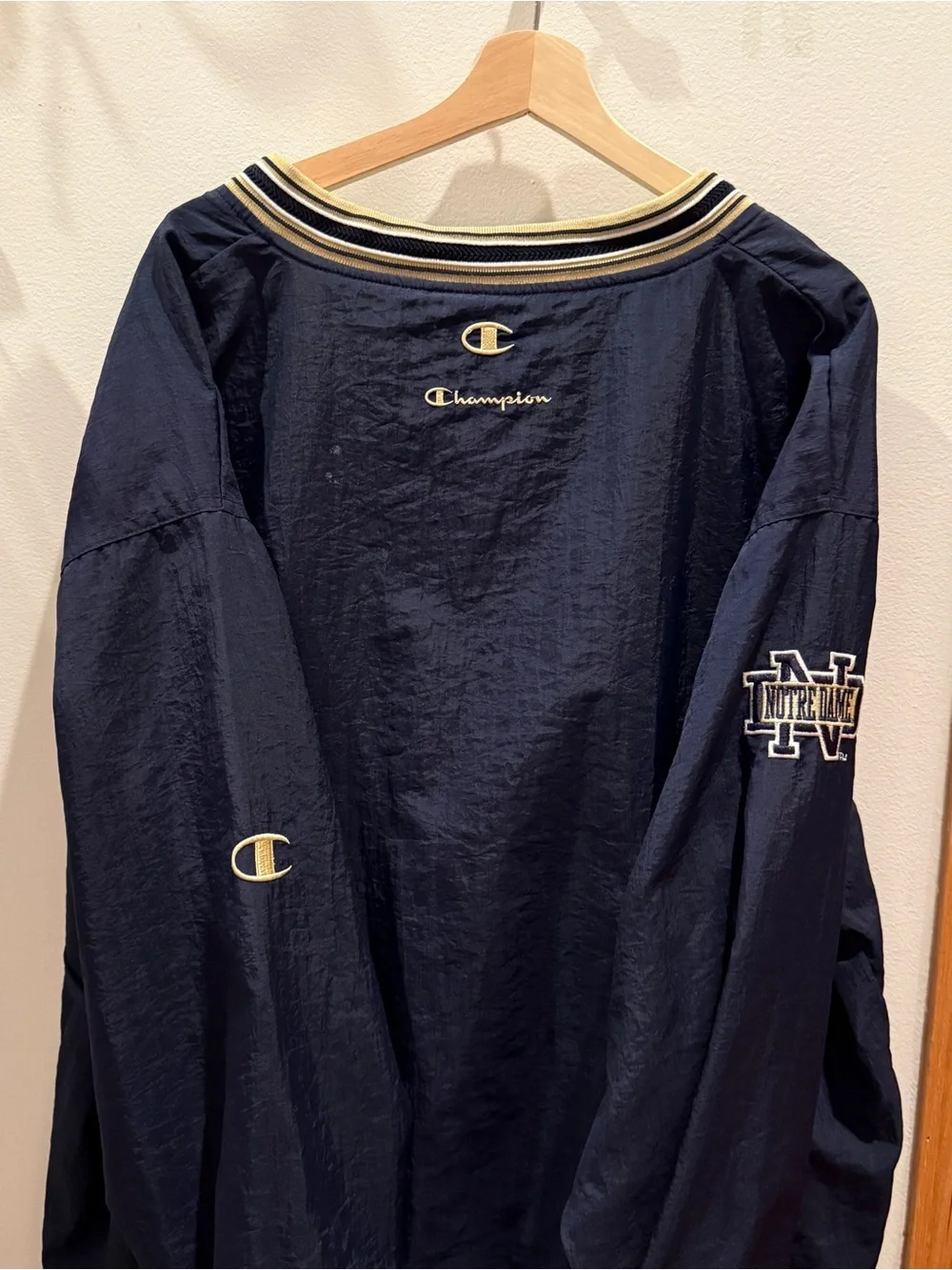 Champion pullover bold